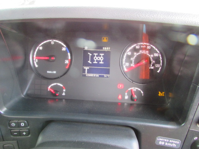 Vehicle Photo 23